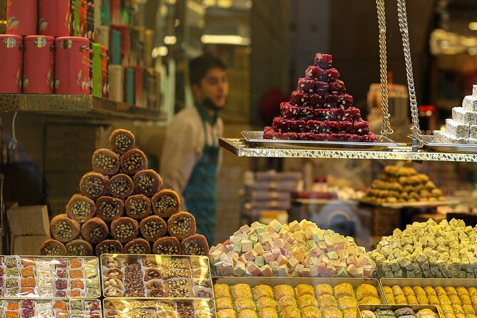 Traditional Tastes on a Private Istanbul Food and Culture Tour - The food lineup: what’s included and why it works