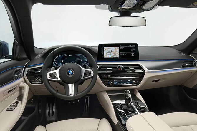 Transfer from Hotels to Airports in Istanbul by Private Luxury Sedan - The Luxury Sedan Ride: Comfort That Actually Helps